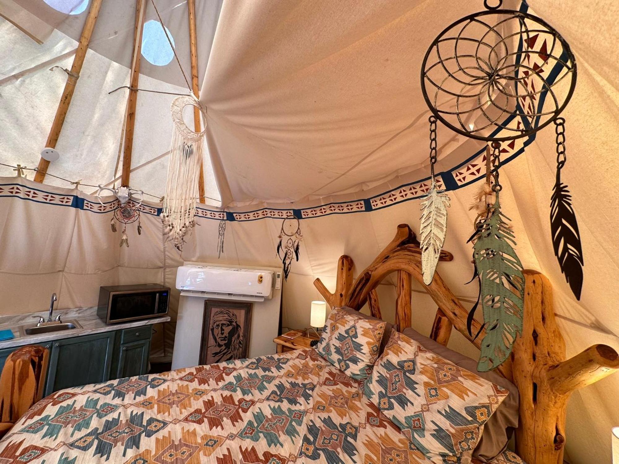 Bandera Stronghold - Cochise Tipi ภายนอก รูปภาพ
