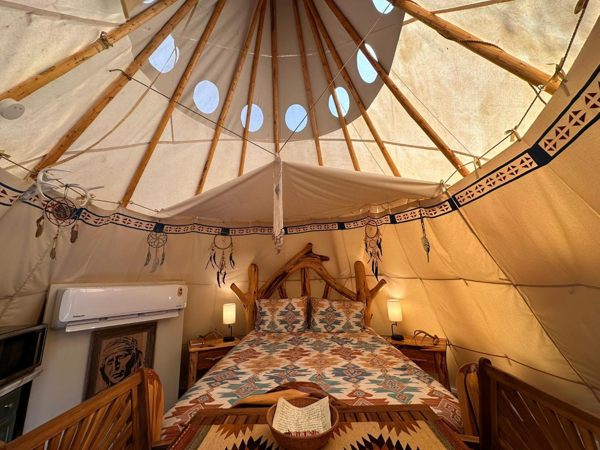 Bandera Stronghold - Cochise Tipi ภายนอก รูปภาพ